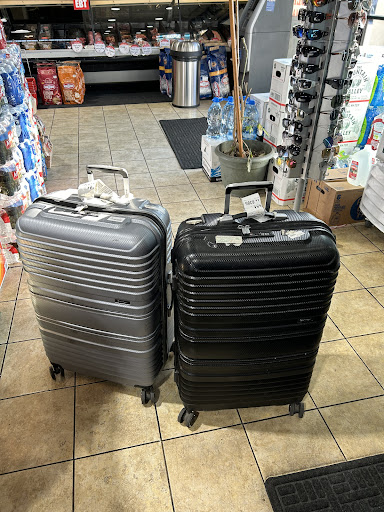 Bounce Luggage Storage - West Manchester Avenue