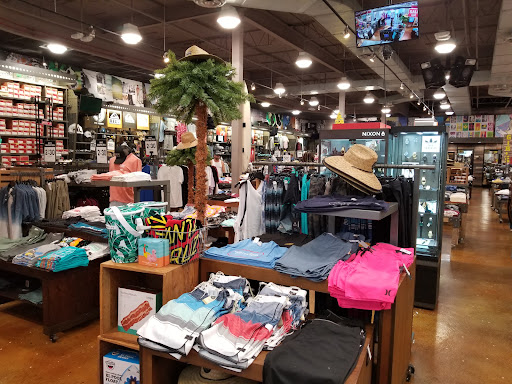 Tillys