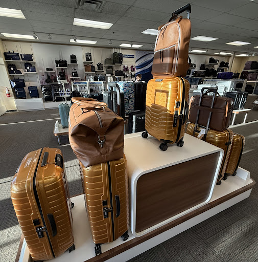Samsonite Company Store - Carlsbad Premium Outlets