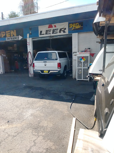 LA Camper Shells and Truck Accesories