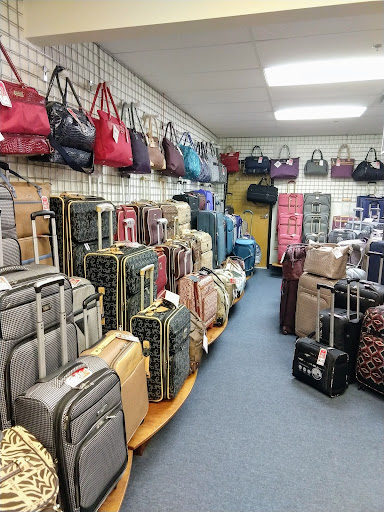 Designer Luggage Outlet
