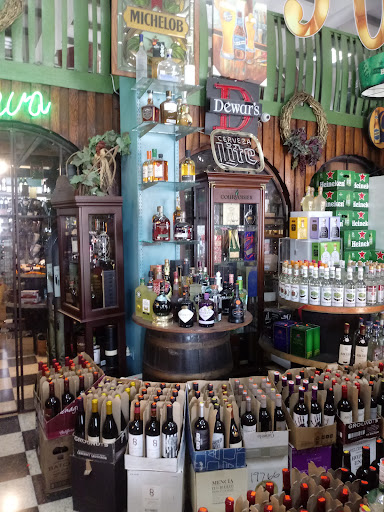 San Expedito Liquor Store