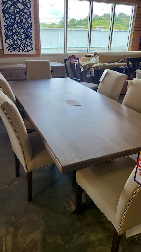 Bassett Furniture Outlet