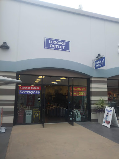 Luggage Outlet