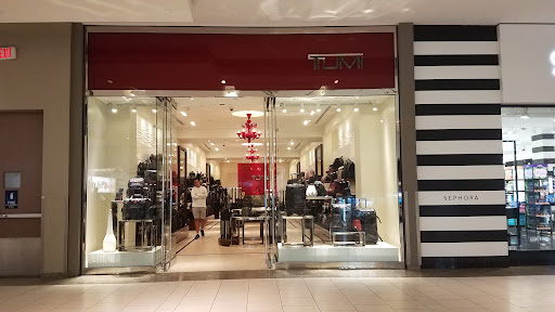 TUMI Store - Dadeland Mall