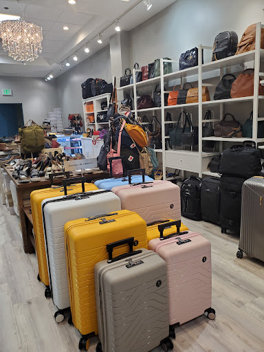 Luggage Town +