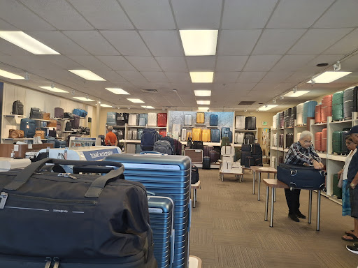 Samsonite Company Store - Carlsbad Premium Outlets