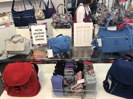 Kipling Dolphin Mall
