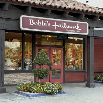 Tienda Bobbis Hallmark: Regalos y Tarjetas Especiales