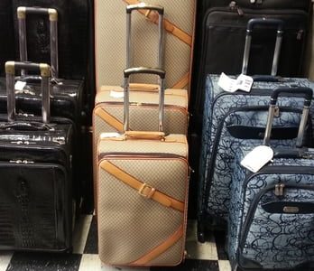 City Luggage Outlet – Galería F&M: Ofertas en Maletas y Accesorios de Viaje