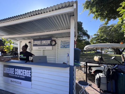 Sujeta mi maleta en Bayside: guía rápida de viaje y trucos de equipaje