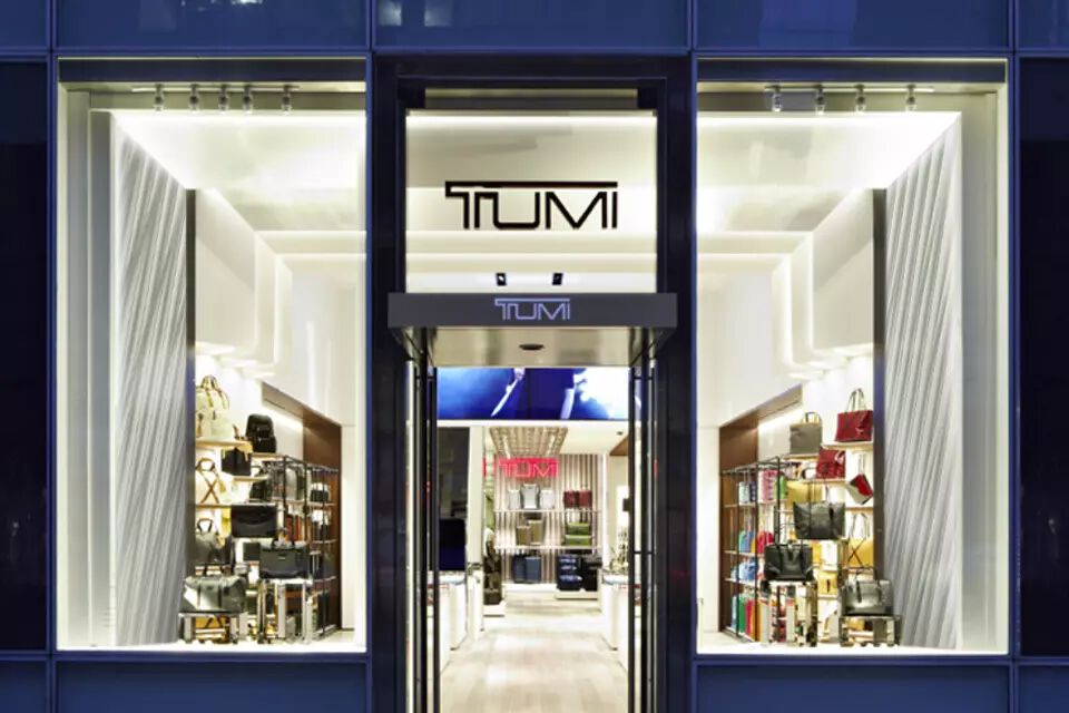 TUMI Store en San Juan – Tienda oficial de equipaje de lujo y accesorios de moda