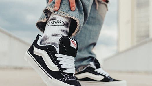Zapatillas Vans estilo urbano: diseño clásico, colores vibrantes y comodidad para skate y streetwear