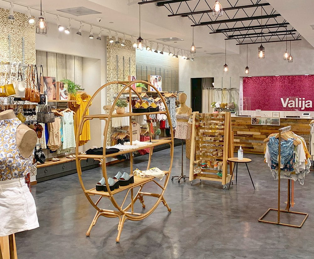 Valija elegante en Plaza del Caribe – Moda, ofertas y estilo en tu destino de compras