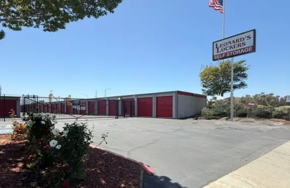 Almacenamiento Self Storage Leonard’s Lockers: Soluciones Seguras y Flexibles