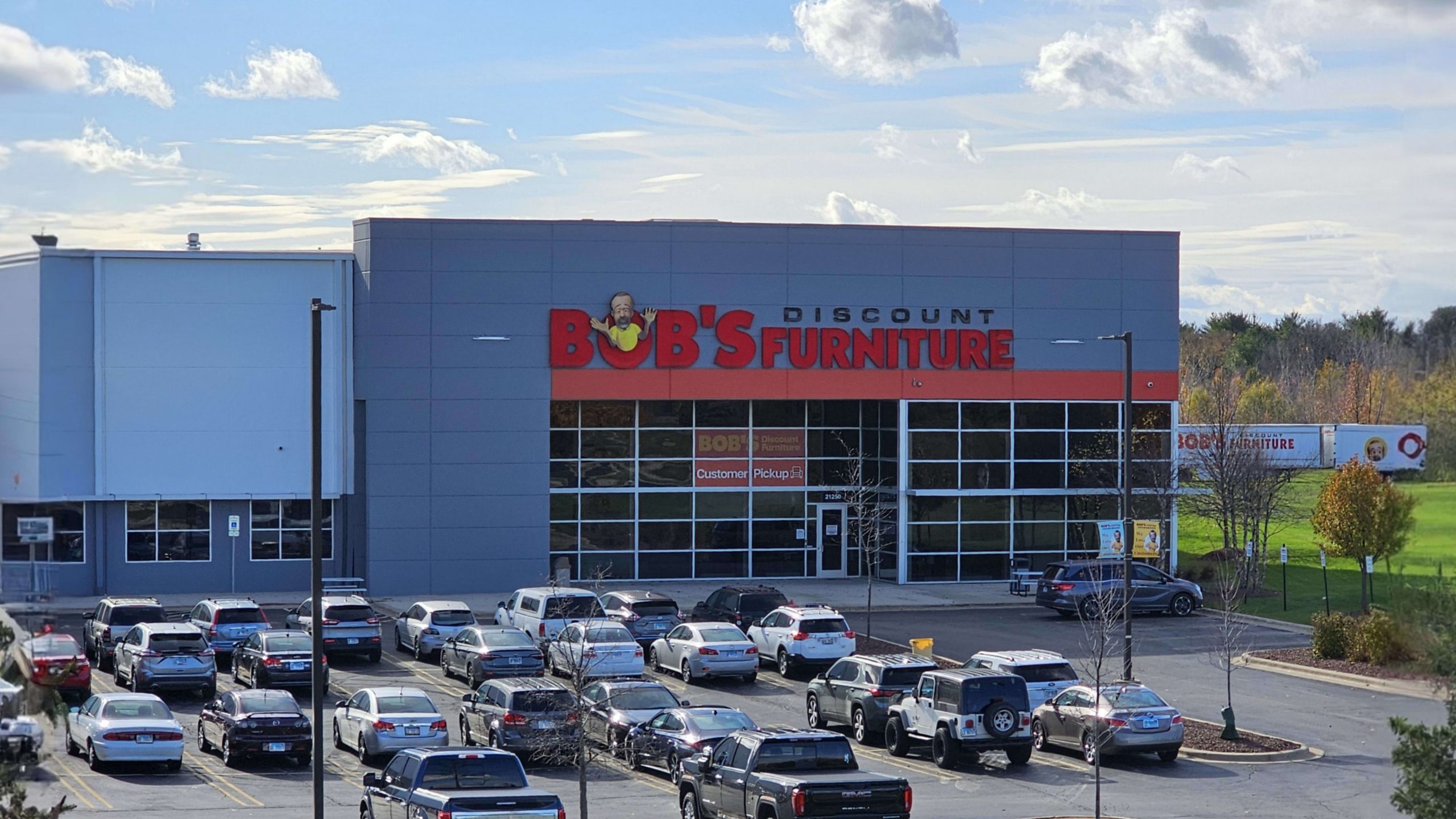 Bob’s Discount Furniture Warehouse: muebles de calidad a precios de descuento