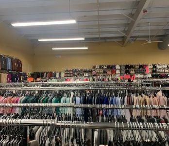 L & A – Ropa Nueva a Precios Bajos: Tendencias y Ahorro