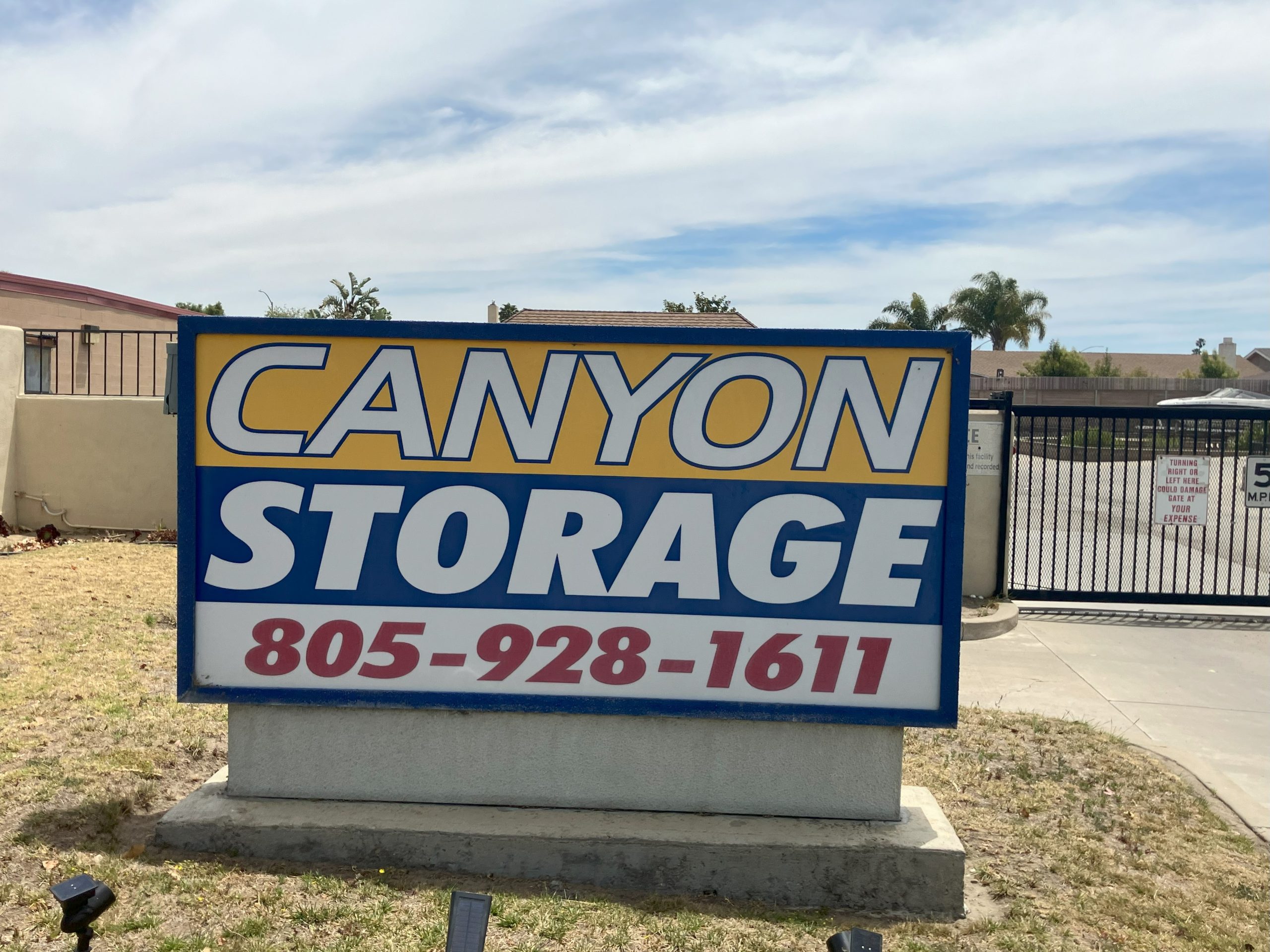 Canyon Self Storage: Almacenamiento seguro y accesible en el cañón | soluciones de auto‑almacenaje