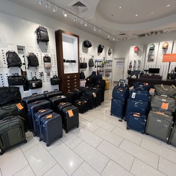 Maleta Marin Luggage: Diseño elegante, alta resistencia y estilo para viajes modernos