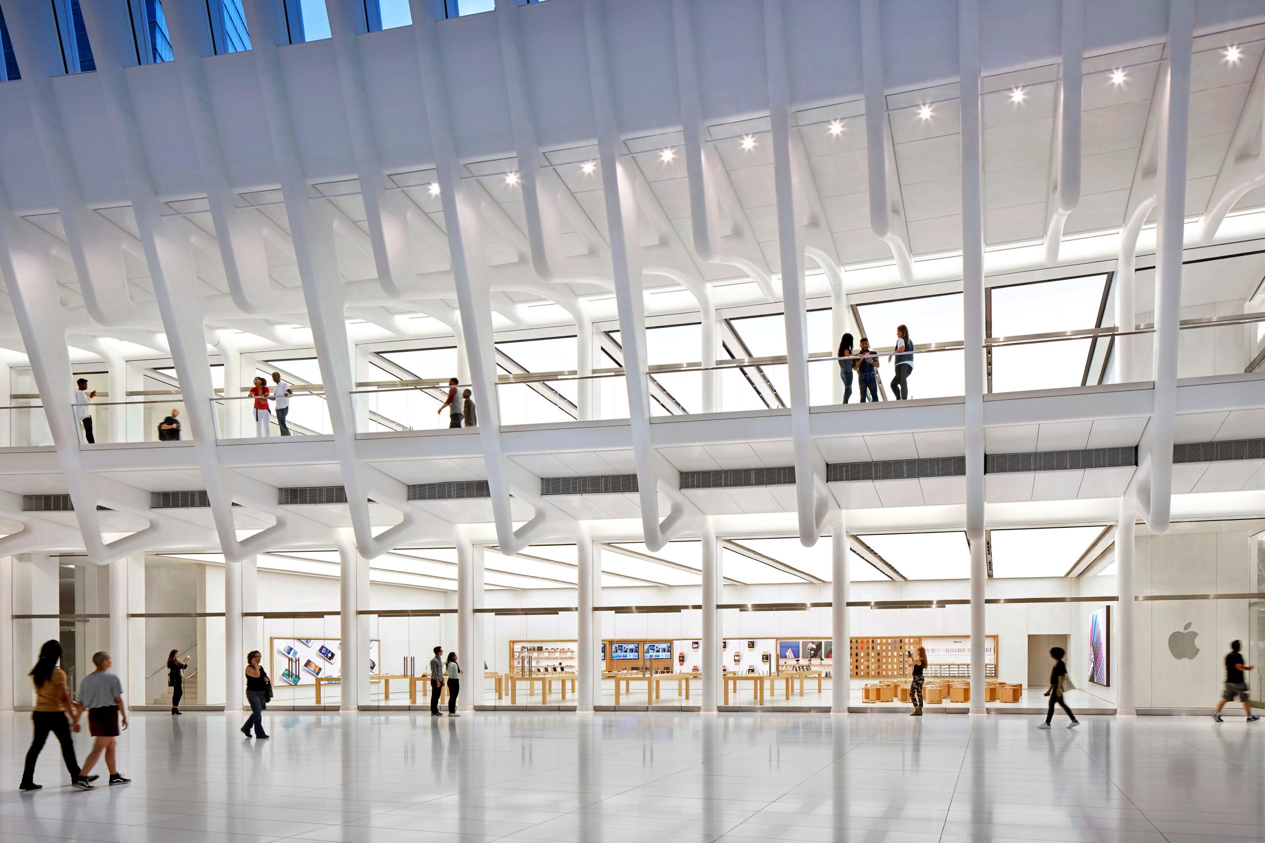 Foto de la Tienda TUMI de Lujo en el World Trade Center de Nueva York