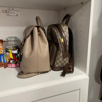 Reparación de Bolsas y Zapatos en Harry’s – Servicio Rápido y de Calidad