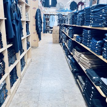 Dickies Noor Clothing: Moda Urbana y Cómoda para Hombres y Mujeres