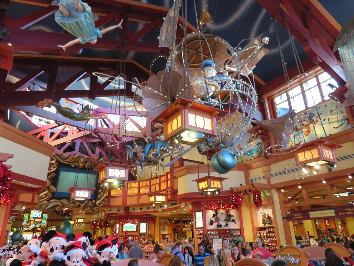 Mundo Disney®: Magia, Personajes y Aventuras Inolvidables