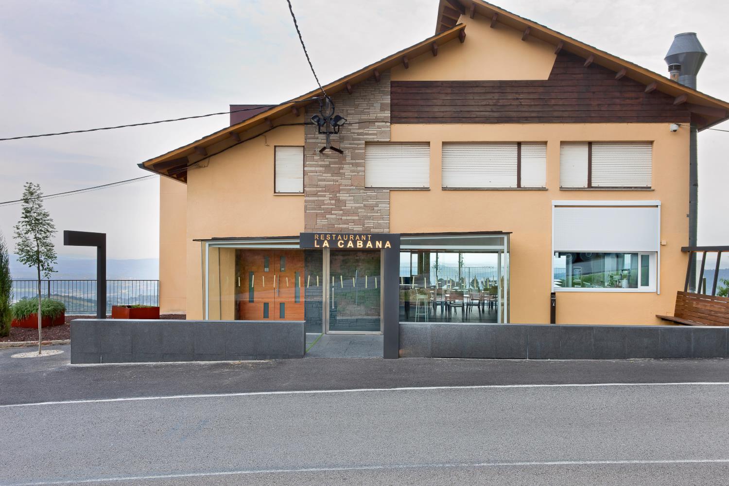 La Cabaña Inc: Cabana Tropical Exclusiva y Atractiva