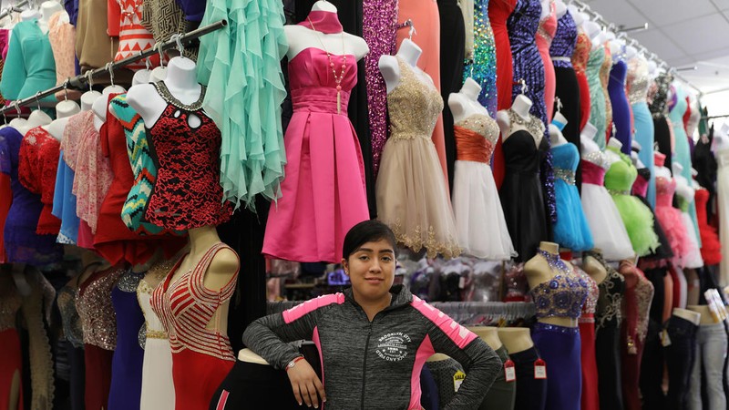 La Villita Shopping Center: Tiendas, Ofertas y Diversión en Tu Centro Comercial Favorito