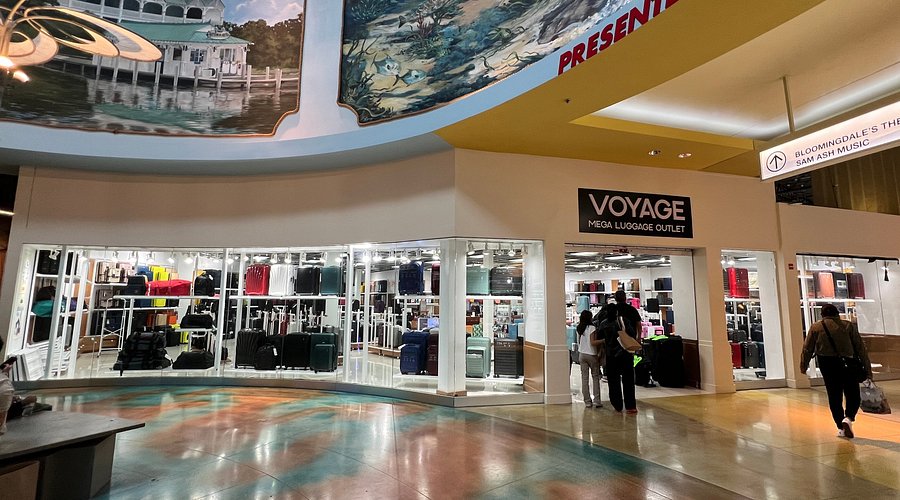Voyage Luggage Outlet en Dolphin Mall – Ofertas de Maletas y Accesorios de Viaje en Miami