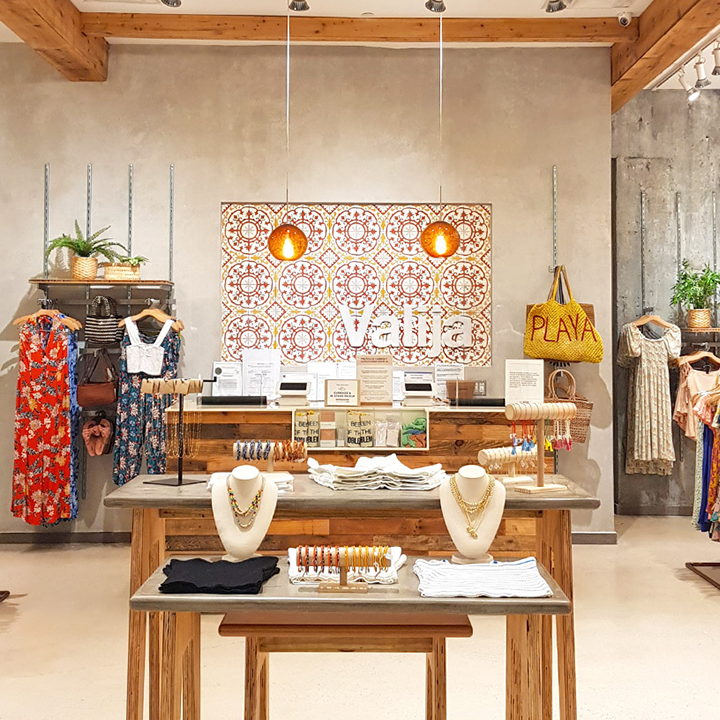 Valija en San Patricio Plaza: Tienda de Maletas y Equipaje de Calidad